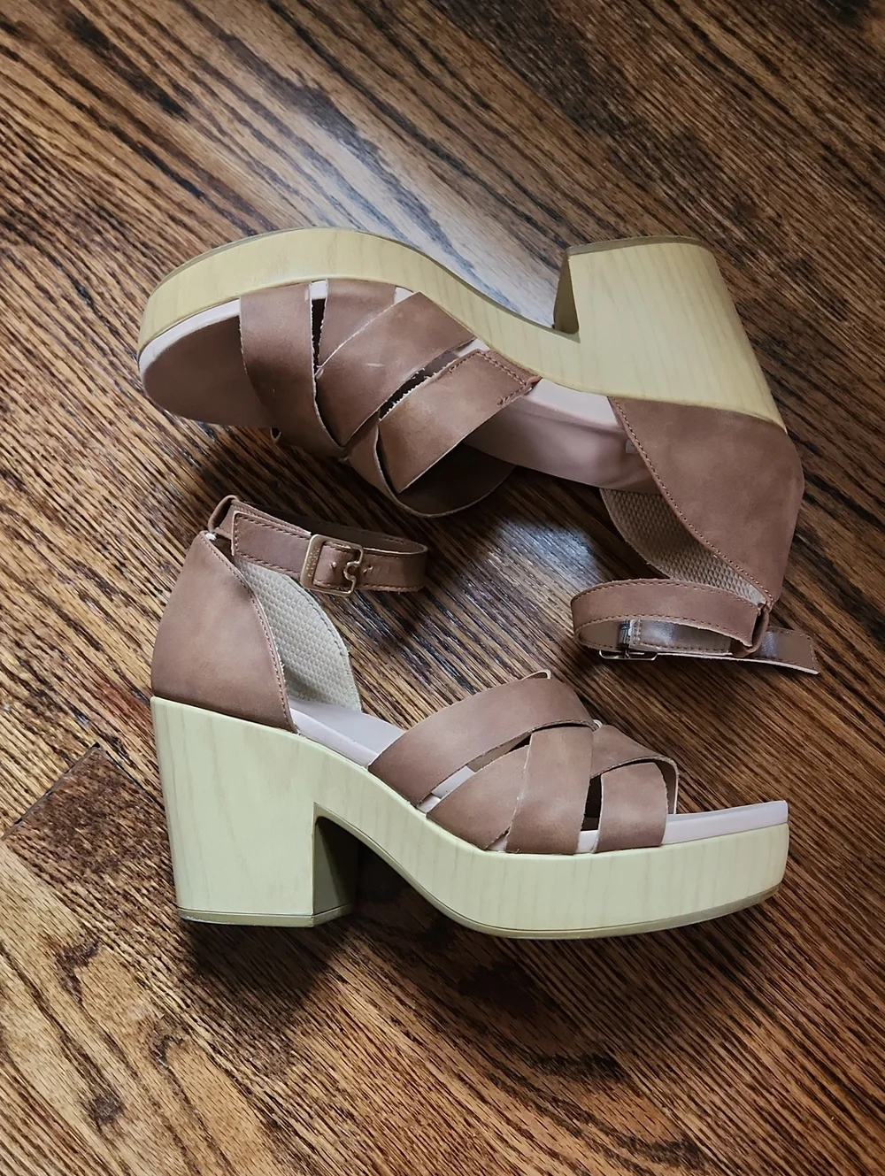 Dr. Scholl's Blissful Tan Platform Block Heel Sandals